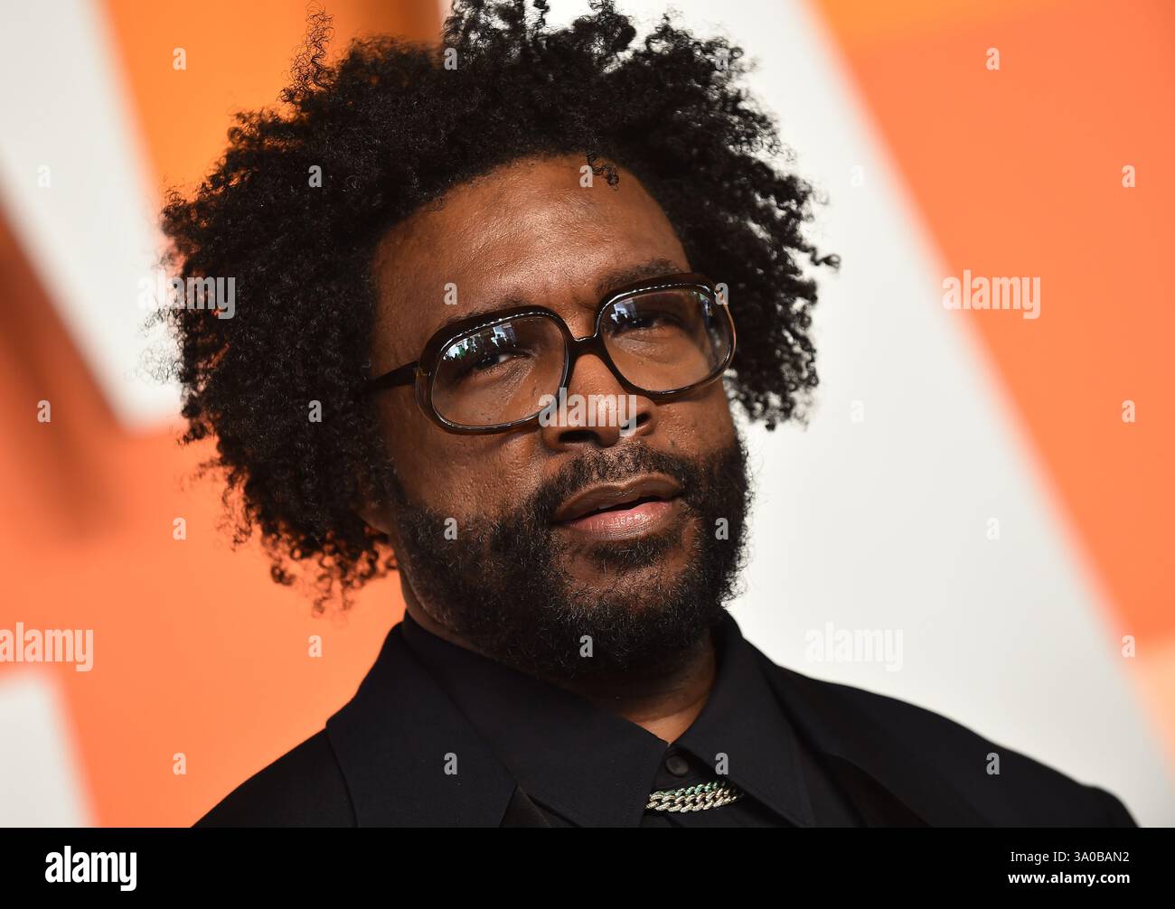 Beverly Hills, États-Unis. 02 mars 2025. Questlove arrive à la Vanity Fair Oscar Party tenue au Wallis Annenberg Center for the Performing Arts le 2 mars 2025 à Beverly Hills, CA. © OConnor-Arroyo/AFF-USA.com crédit : AFF/Alamy Live News Banque D'Images