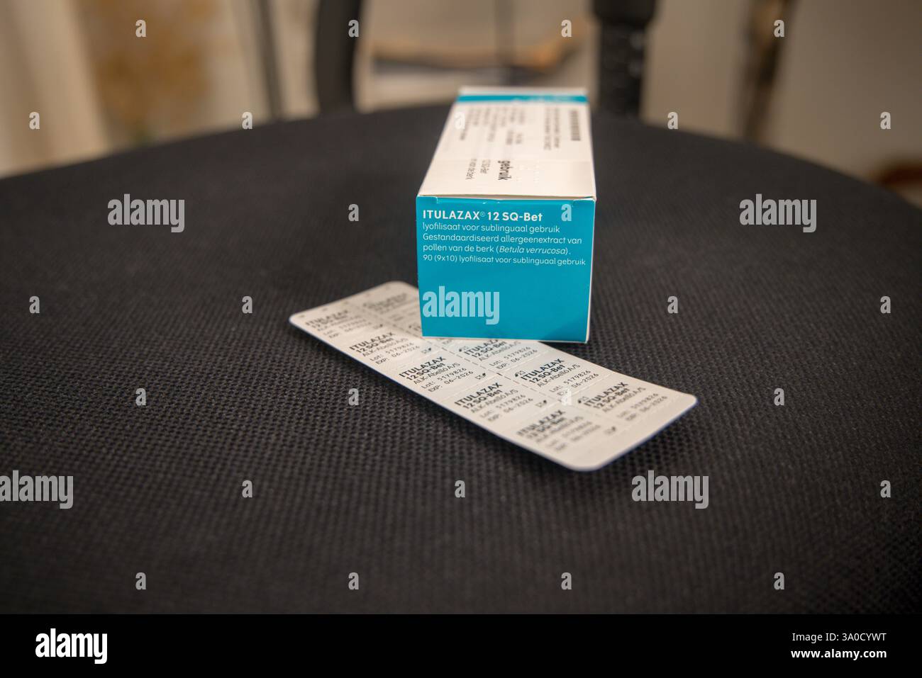 Photo de l'emballage des comprimés d'Itulazax, produit par ALK-Abello Ltd ; extrait allergène standardisé de pollen de bouleau blanc (Betula verrucosa) Banque D'Images