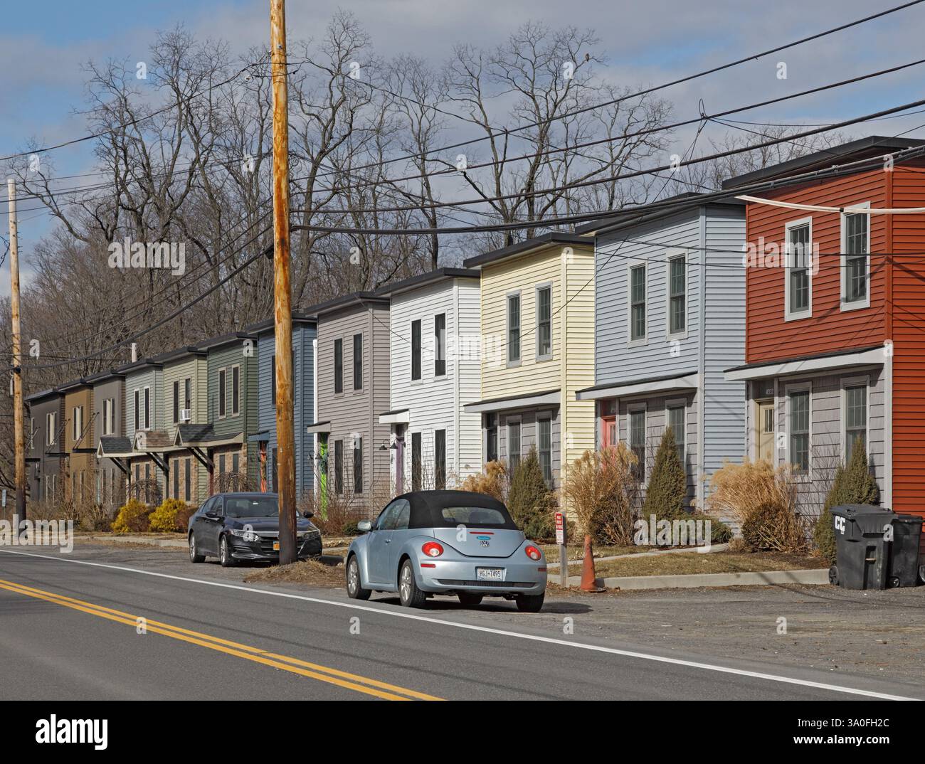 Ancien logement ouvrier, aujourd'hui rénové en logements chics. Hudson, État de New York, États-Unis. Banque D'Images