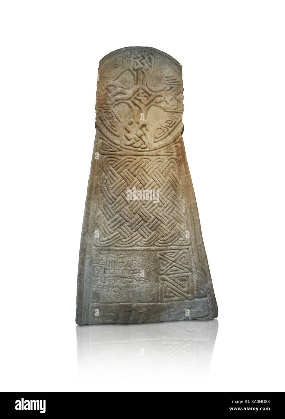 Croix d'Einion la plus ancienne des croix à tête discale de Glamorgan, fin du IXe siècle. La croix et la tige ont des motifs de treillis celtiques complexes avec un Banque D'Images
