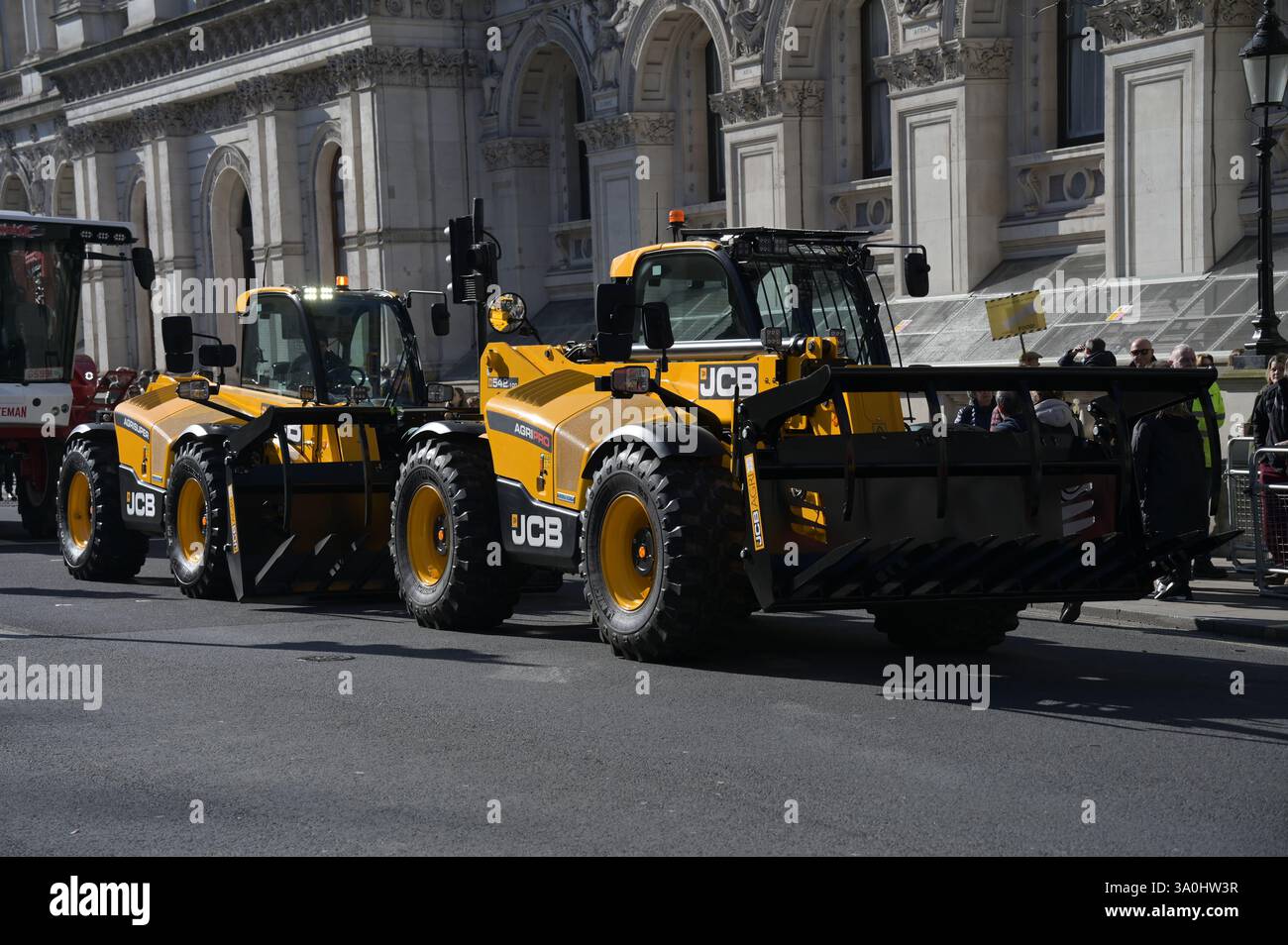 Londres, Royaume-Uni. 4 mars 2025. Les agriculteurs se rassemblent à Londres pour un rassemblement du jour des crêpes pour s'opposer à l'impôt sur les successions du gouvernement à Londres, au Royaume-Uni. (Photo de 李世惠/Voir Li/Picture Capital) crédit : Voir Li/Picture Capital/Alamy Live News Banque D'Images