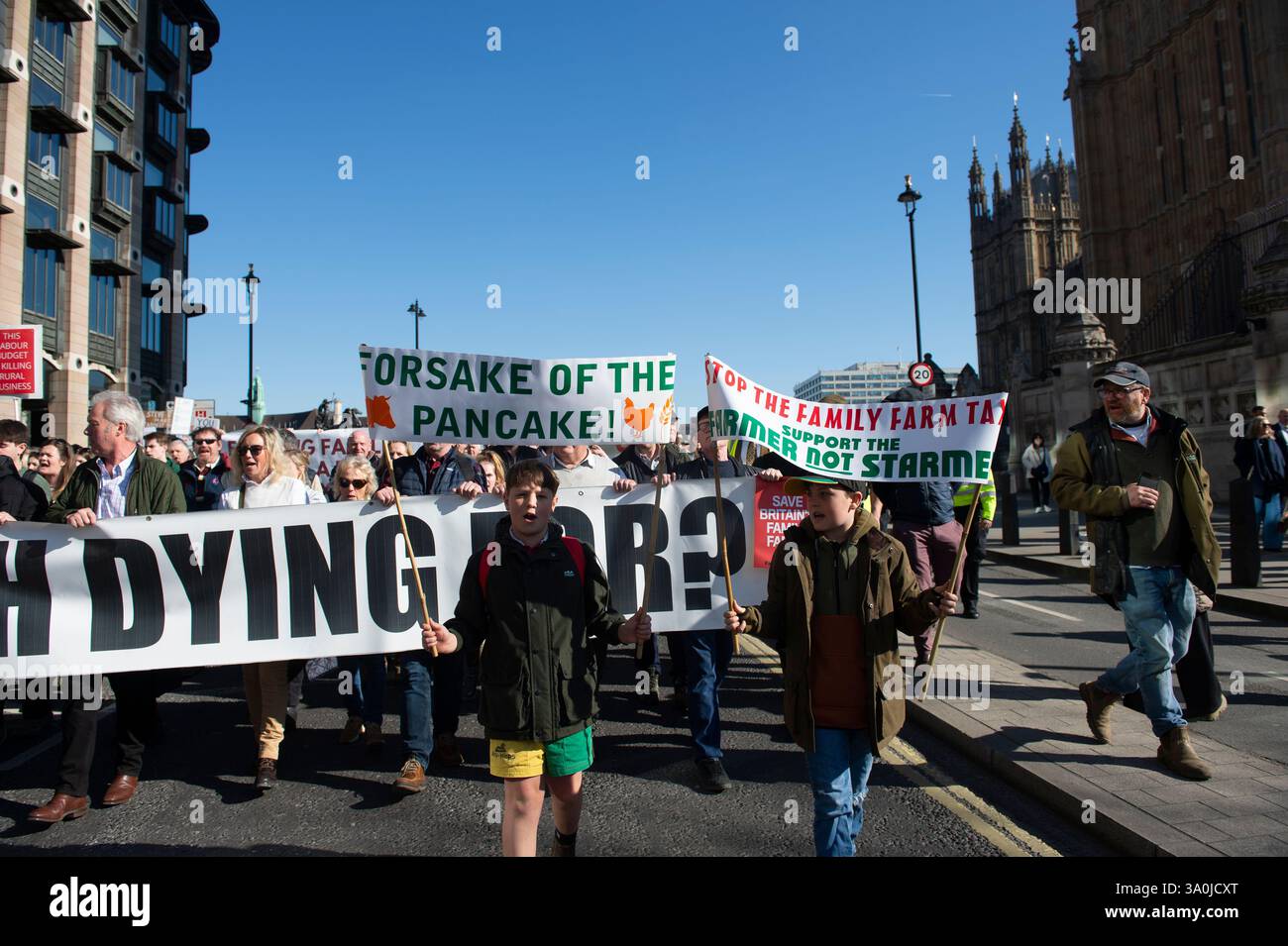 Londres, Royaume-Uni. 4 mars 2025. Les agriculteurs protestent à Westminster contre les droits de succession. Crédit : claire doherty/Alamy Live News Banque D'Images