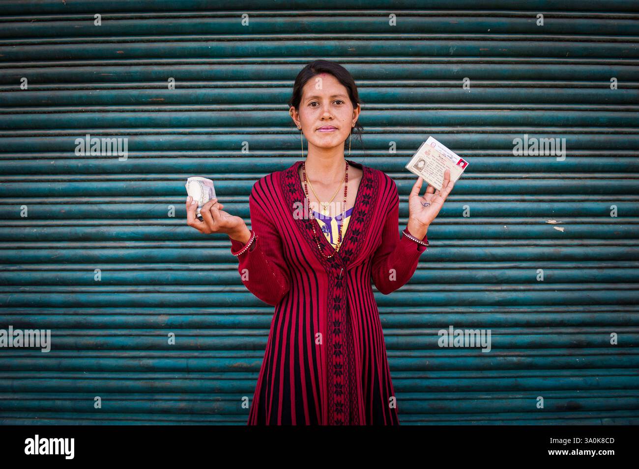 Au Népal, le district de Nuwakot, un an après le séisme, l'aide humanitaire Banque D'Images