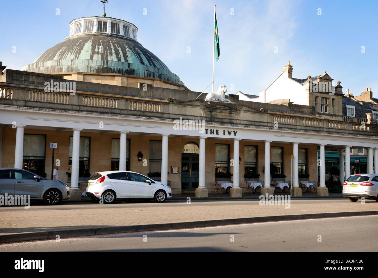 The Ivy, Montpellier Walk, Cheltenham, Gloucestershire, Angleterre. - 4 mars 2025 photo par Andrew Higgins/©Thousand Word Media Ltd 2025 Banque D'Images