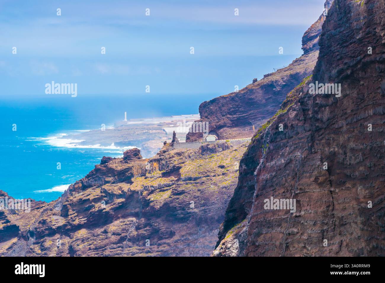 Tenerife vue mer avec Buenavista del Norte Phare la Laja sur Tenerife, Canaries, Espagne Banque D'Images