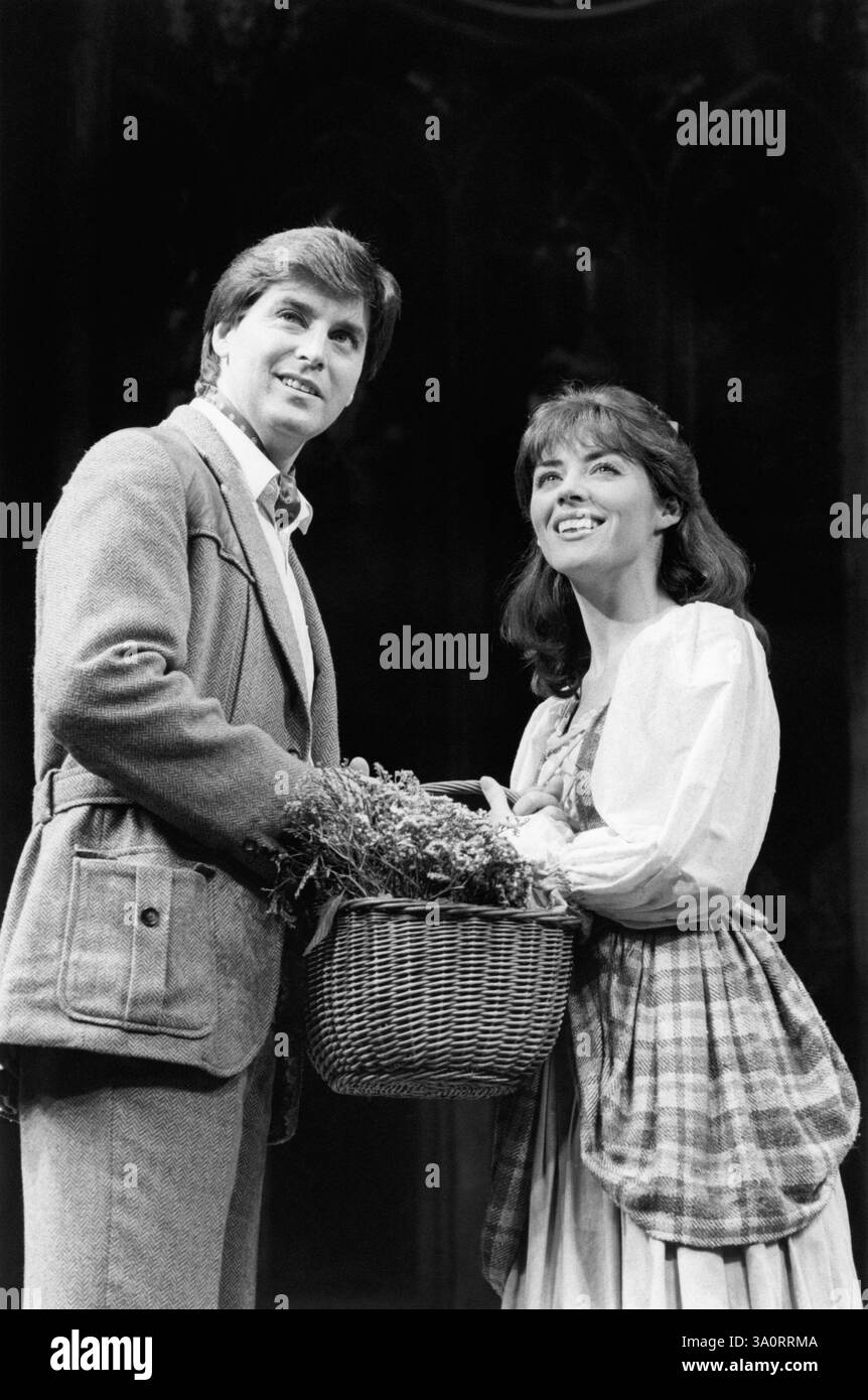 Robert Meadmore (Tommy Albright), Jacinta Mulcahy (Fiona) dans BRIGADOON au Victoria Palace Theatre, Londres SW1 25/10/1988 livre et paroles : Alan Jay Lerner musique : Frederick Loewe design : Martin Johns éclairage : Chris Ellis chorégraphie : Tommy Shaw réalisateur : Roger Redfarn Banque D'Images