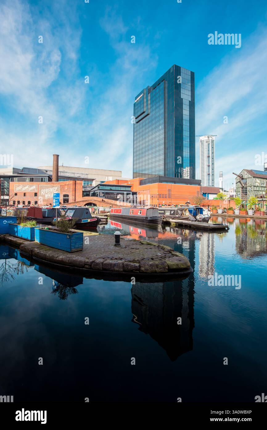 Jonction de canal de bassin de Gas Street, Birmingham, Royaume-Uni. 2025 Banque D'Images