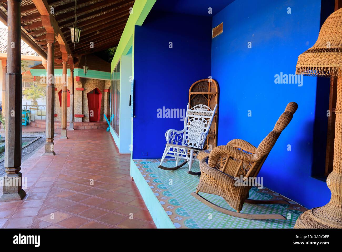 Meubles traditionnels en osier dans Centro Cultural Museos Convento San Francisco.Granada.Nicaragua Banque D'Images