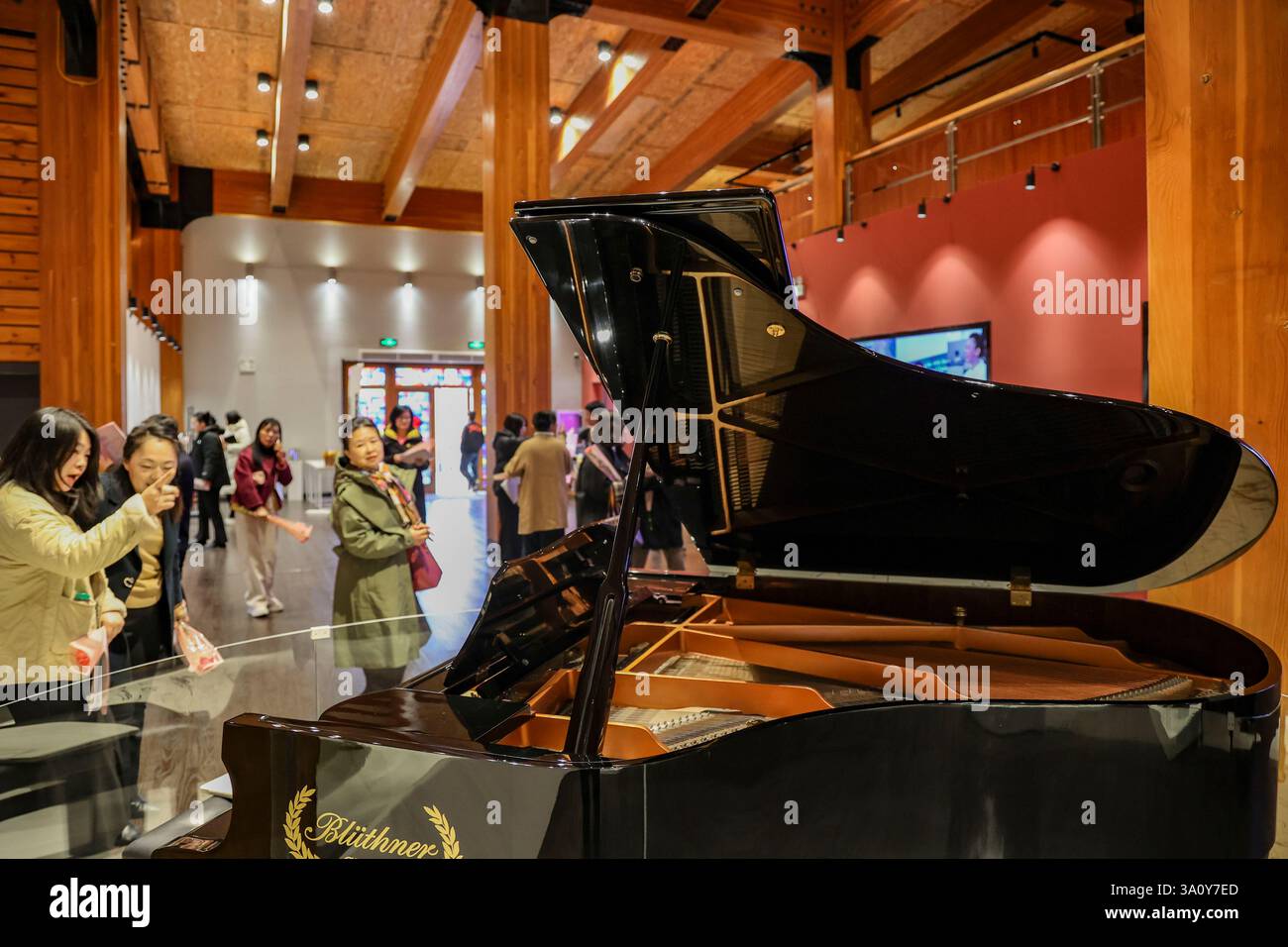 QINGDAO, CHINE - 5 MARS 2025 - la salle de piano d'art sino-allemand dans la communauté de Haide, rue Hongshiya, New District de la côte ouest, Qingdao, Shandong, Chin Banque D'Images