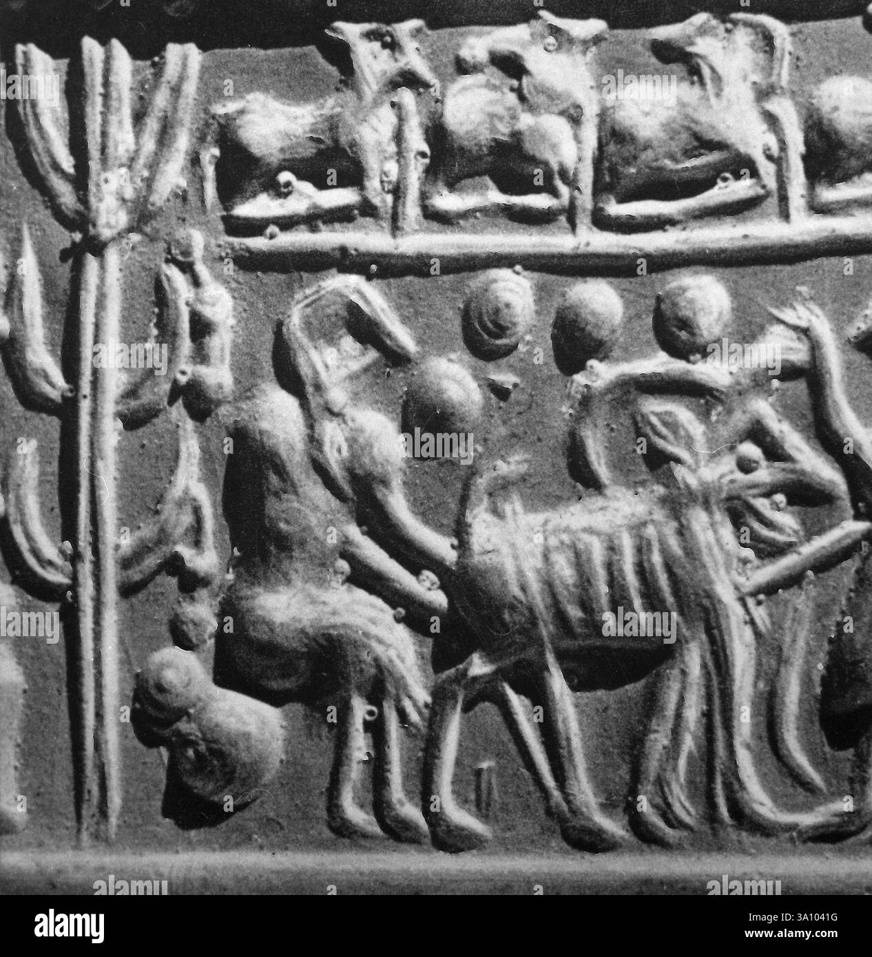 Ancien bas-relief sumérien, années 1950 Banque D'Images