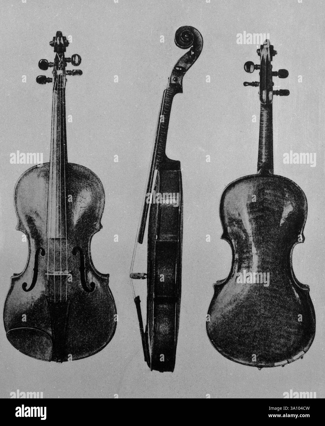 Violon normal du luthier italien Gasparo da Salo, XVIe siècle Banque D'Images