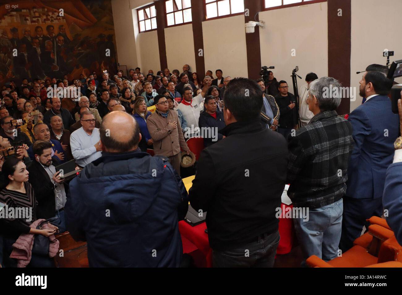 ASSEMBLÉE DES CITOYENS POUR CAMPO SACHA Quito, jeudi 6 mars 2025 les organisations sociales se réunissent à la Casa de la Cultura afin de former une Assemblée des citoyens pour empêcher l'attribution du champ de Sacha à la société privée Sinopetrol Marcela Arellano, David Almeida, Washington Andrade, Jorge Caceres et JosÃ Villavicencio photos API Rolando Enriquez Quito Pichincha Ecuado POL ASAMBLEACIUDADUDADANAPACORELCAMPORELCAMPOSADOSADOSad3d3d3d3d3xE3xH droits d'auteur Banque D'Images