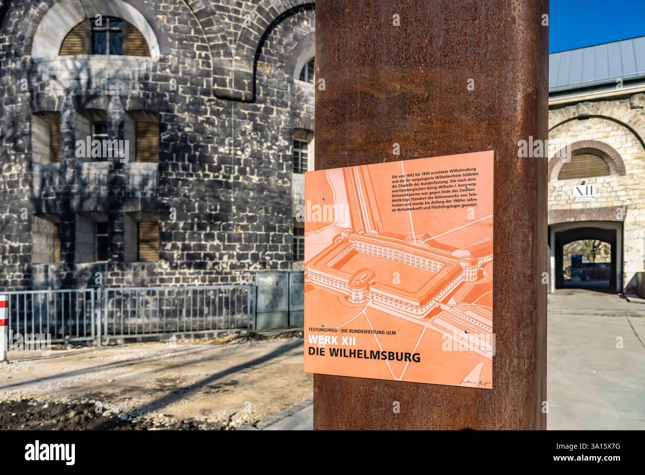 Bundesfestung Ulm. IM 19. Jahrhunderts War sie die größte millitärische Befestigungsanlage en Europe. Wilhelmsburg. // 08.02.2024 : Ulm, Bade-Württemberg, Allemagne. *** Forteresse fédérale Ulm au XIXe siècle, c'était la plus grande fortification militaire d'Europe Wilhelmsburg 08 02 2024 Ulm, Bade Württemberg, Allemagne Banque D'Images