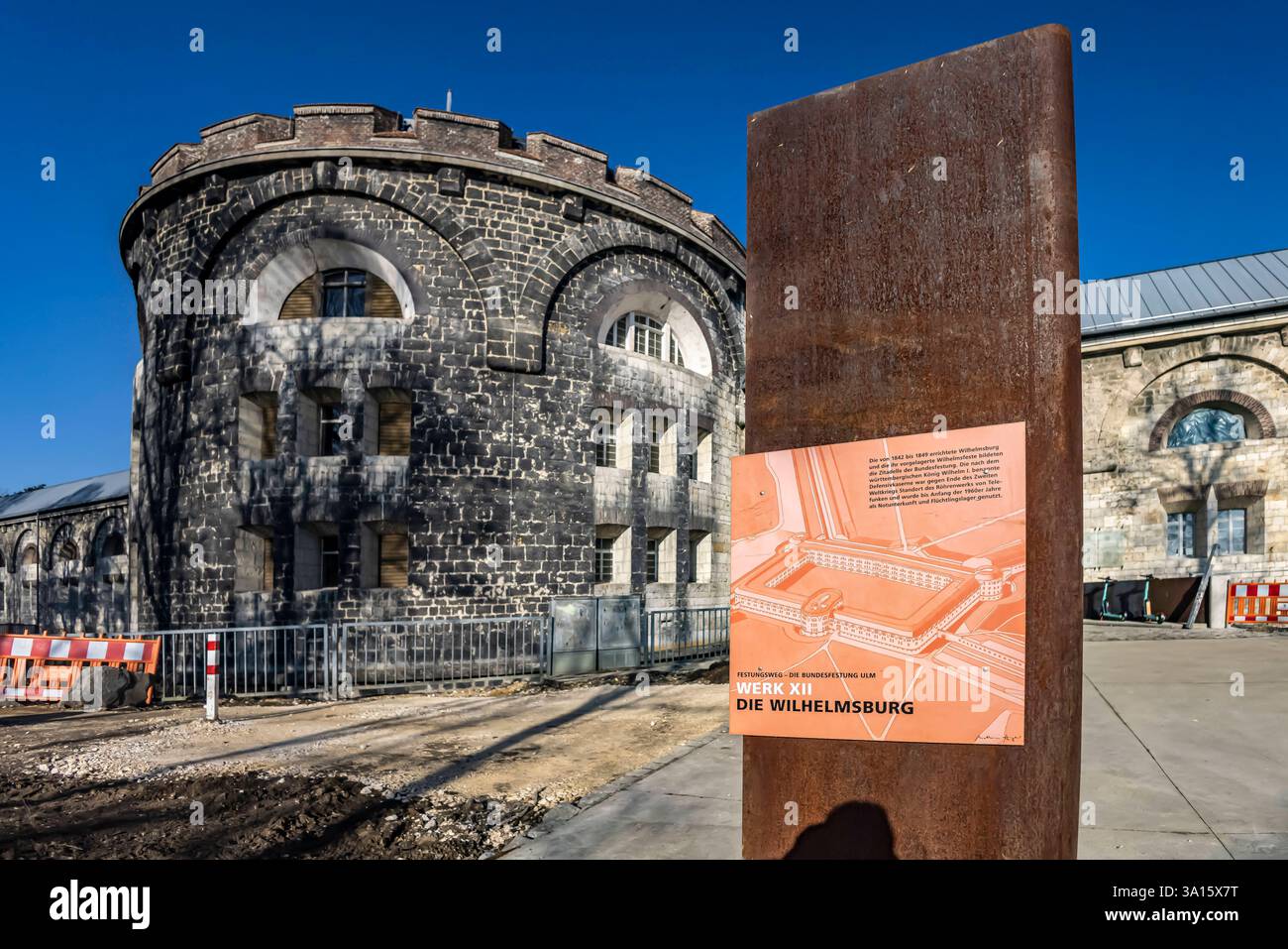 Bundesfestung Ulm. IM 19. Jahrhunderts War sie die größte millitärische Befestigungsanlage en Europe. Wilhelmsburg. // 08.02.2024 : Ulm, Bade-Württemberg, Allemagne. *** Forteresse fédérale Ulm au XIXe siècle, c'était la plus grande fortification militaire d'Europe Wilhelmsburg 08 02 2024 Ulm, Bade Württemberg, Allemagne Banque D'Images