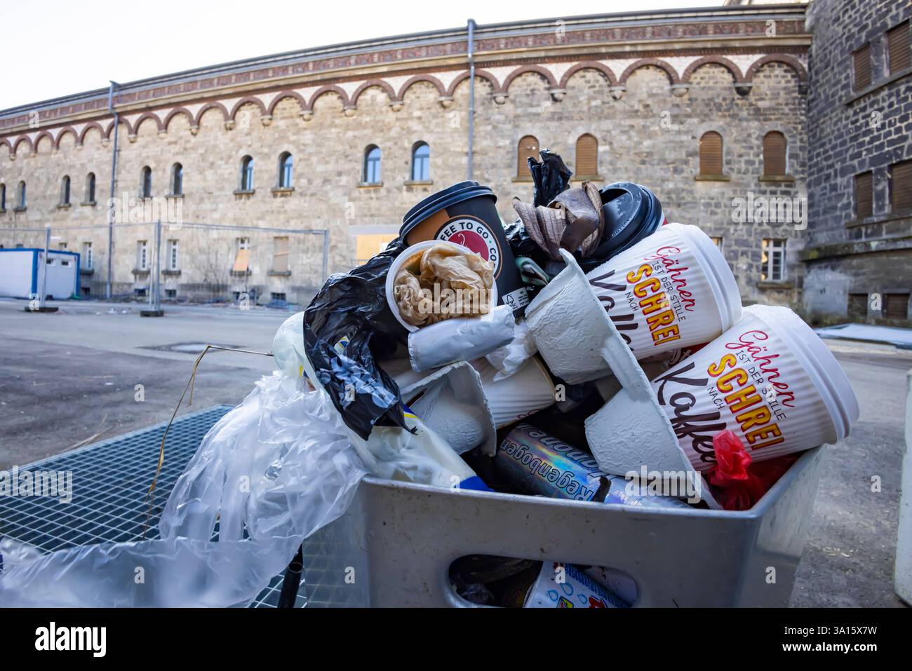 Bundesfestung Ulm. IM 19. Jahrhunderts War sie die größte millitärische Befestigungsanlage en Europe. Wilhelmsburg. // 08.02.2024 : Ulm, Bade-Württemberg, Allemagne. *** Forteresse fédérale Ulm au XIXe siècle, c'était la plus grande fortification militaire d'Europe Wilhelmsburg 08 02 2024 Ulm, Bade Württemberg, Allemagne Banque D'Images