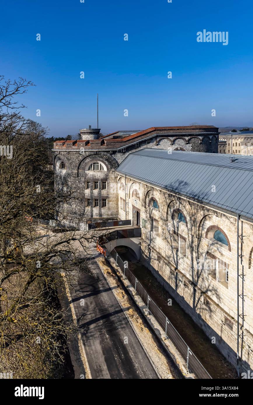 Bundesfestung Ulm. IM 19. Jahrhunderts War sie die größte millitärische Befestigungsanlage en Europe. Wilhelmsburg. // 08.02.2024 : Ulm, Bade-Württemberg, Allemagne. *** Forteresse fédérale Ulm au XIXe siècle, c'était la plus grande fortification militaire d'Europe Wilhelmsburg 08 02 2024 Ulm, Bade Württemberg, Allemagne Banque D'Images