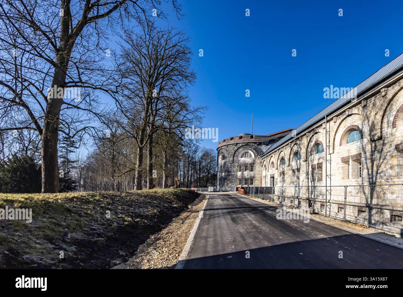 Bundesfestung Ulm. IM 19. Jahrhunderts War sie die größte millitärische Befestigungsanlage en Europe. Wilhelmsburg. // 08.02.2024 : Ulm, Bade-Württemberg, Allemagne. *** Forteresse fédérale Ulm au XIXe siècle, c'était la plus grande fortification militaire d'Europe Wilhelmsburg 08 02 2024 Ulm, Bade Württemberg, Allemagne Banque D'Images