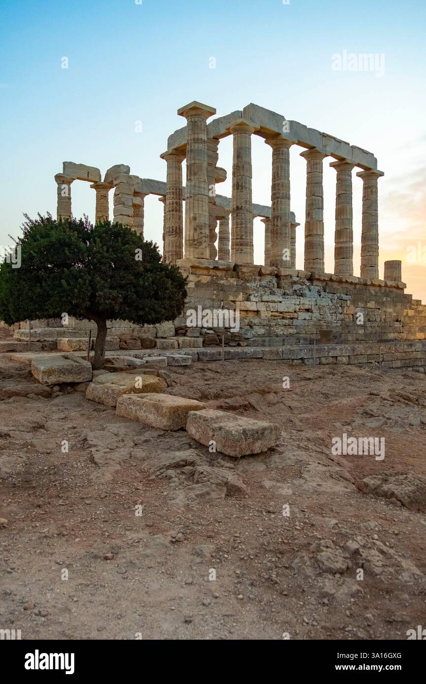 Grèce, Attique, Cap Sounion, les ruines du temple de Poséidon, construit au milieu du Ve siècle av. J.-C. Banque D'Images
