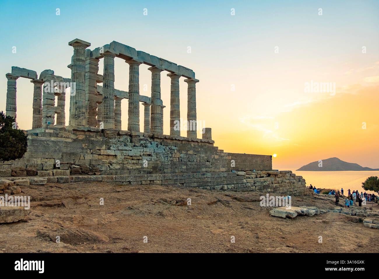 Grèce, Attique, Cap Sounion, les ruines du temple de Poséidon, construit au milieu du Ve siècle av. J.-C. Banque D'Images