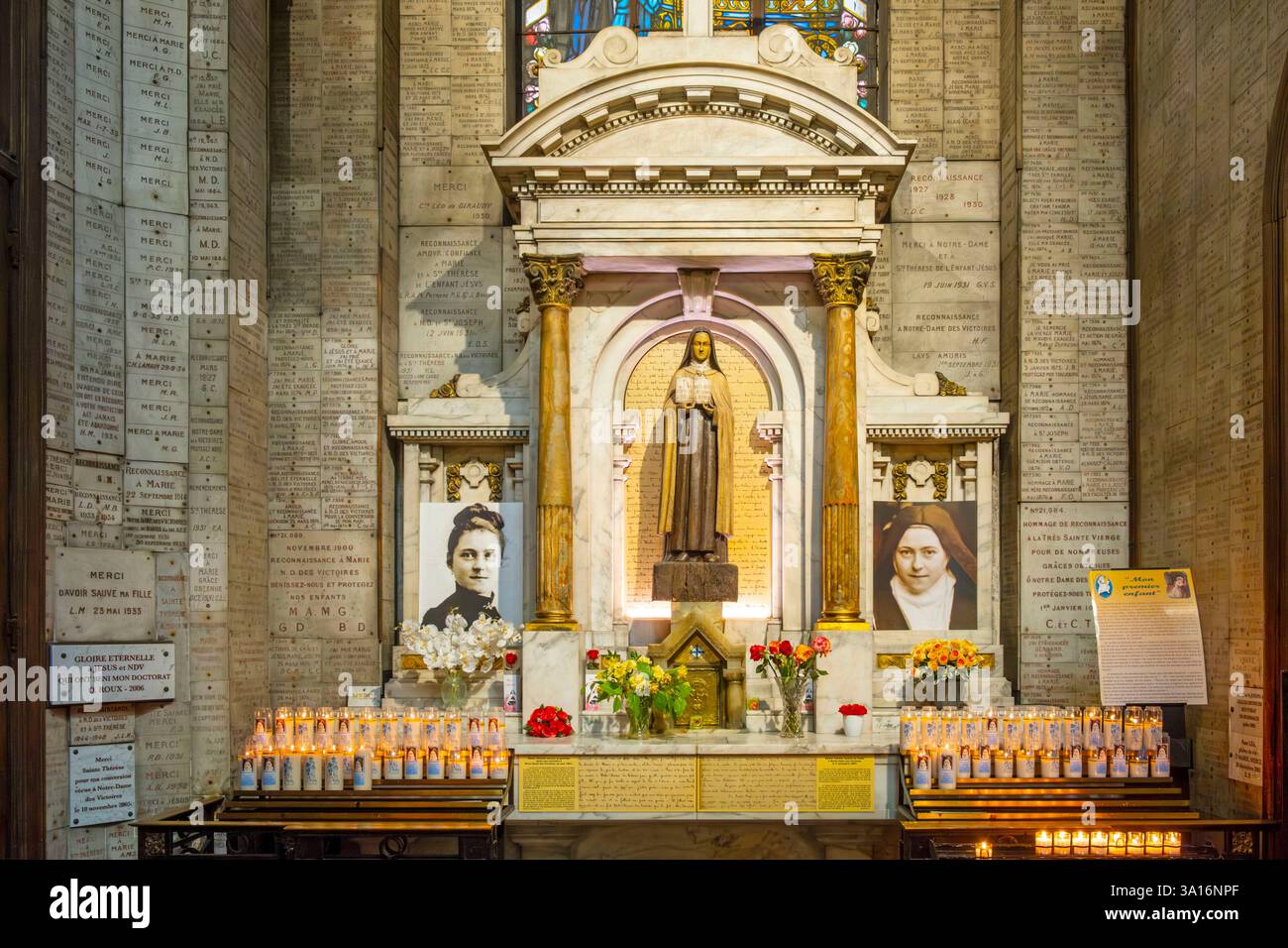 Basilique de notre dame des victoires Banque de photographies et d ...