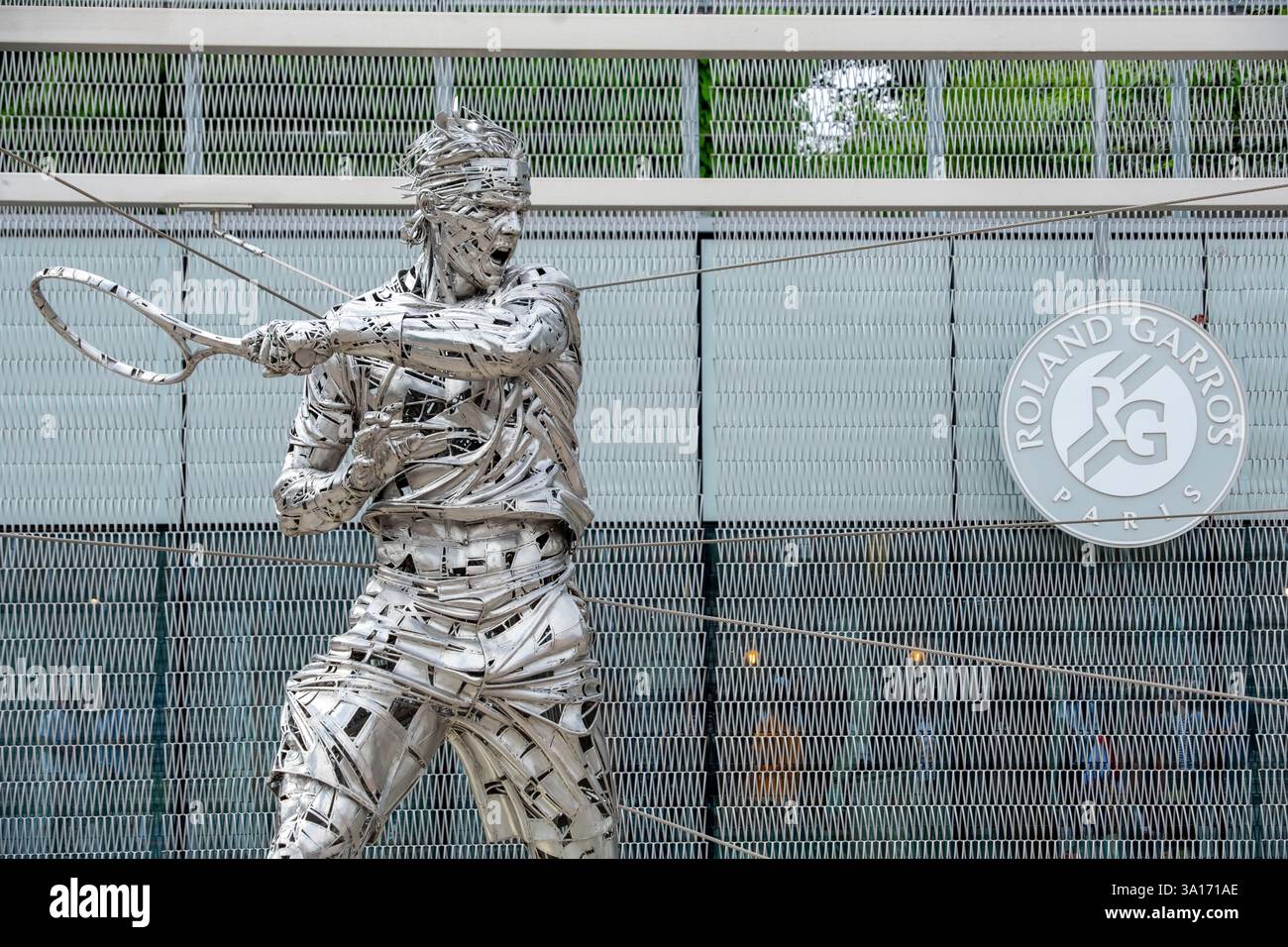 France, Paris, stade Roland Garros, statue de Raphaël Nadal Banque D'Images