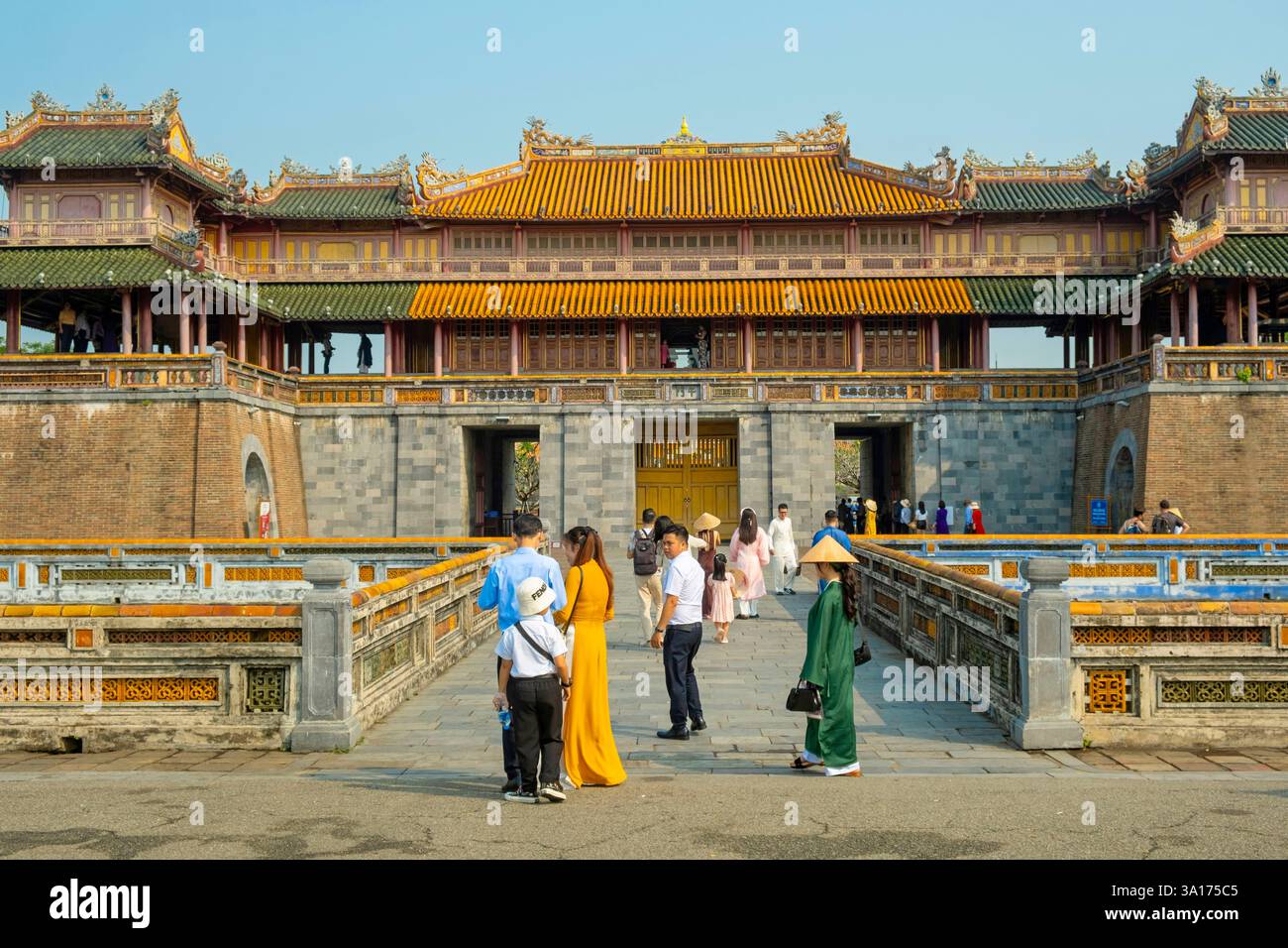 Vietnam, Centre, province de Thua Thien Hue, Hue, la Cité Impériale classée au Patrimoine mondial de l'UNESCO, l'ONG mon Gate ou porte Sud, entrée principale de la cité impériale Banque D'Images