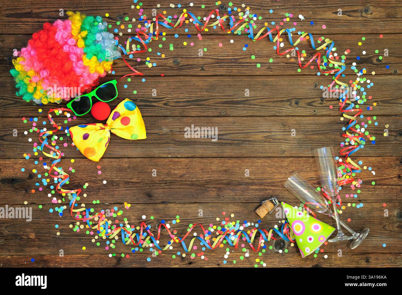 Fond de carnaval coloré avec conception de visage de clown Banque D'Images