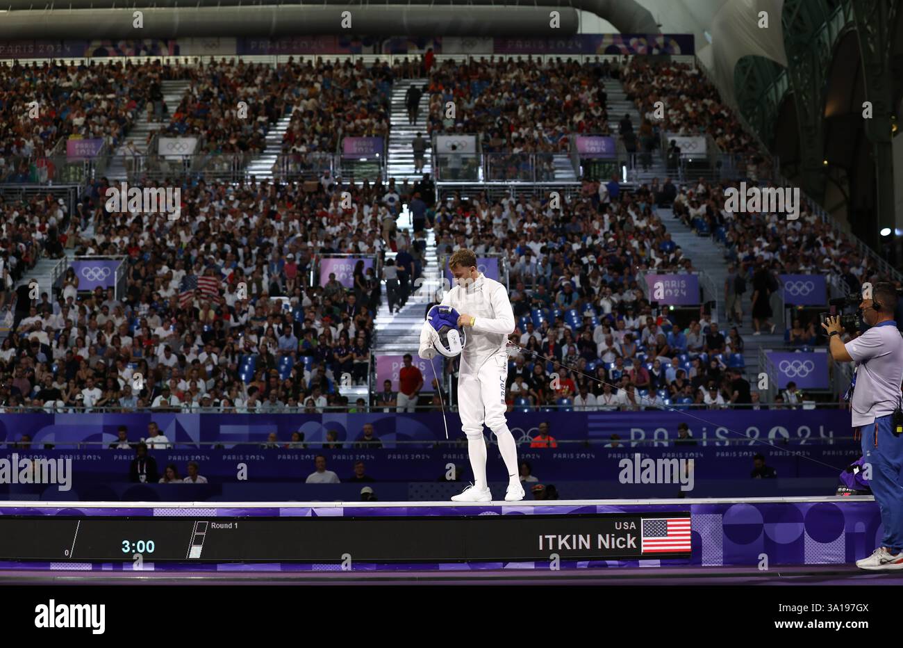 29 juillet 2024 - Paris, France : Nick Itkin des États-Unis en demi-finale individuelle d'escrime à feuille masculine le jour 3 des Jeux Olympiques de Paris 2024 (photo Banque D'Images