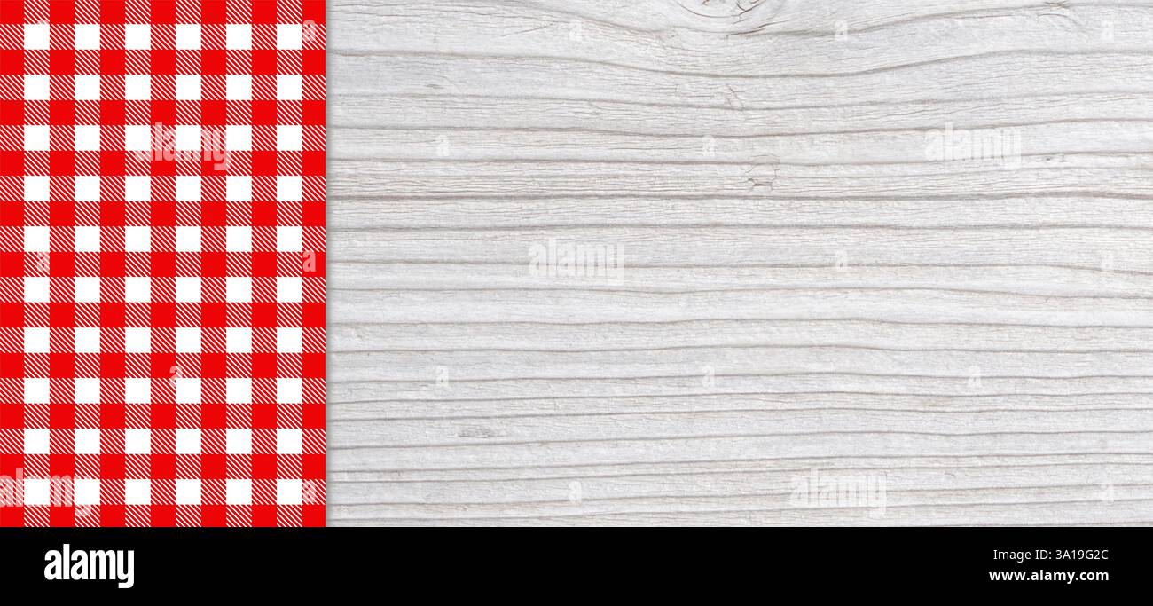 Vieille planche en bois de couleur claire comme fond avec nappe traditionnelle à carreaux en rouge et blanc Banque D'Images
