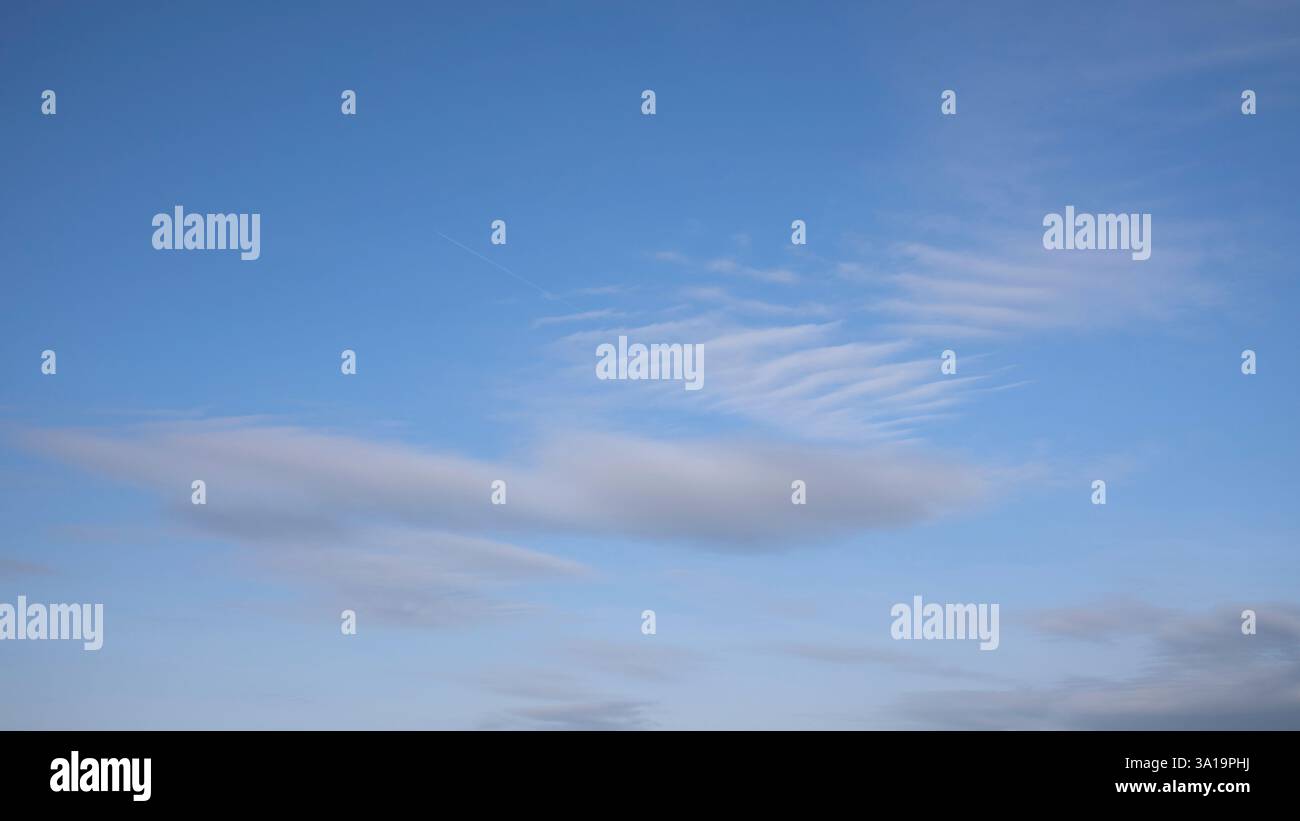 Ciel avec nuages Banque D'Images Ciel avec nuages Banque D'Images