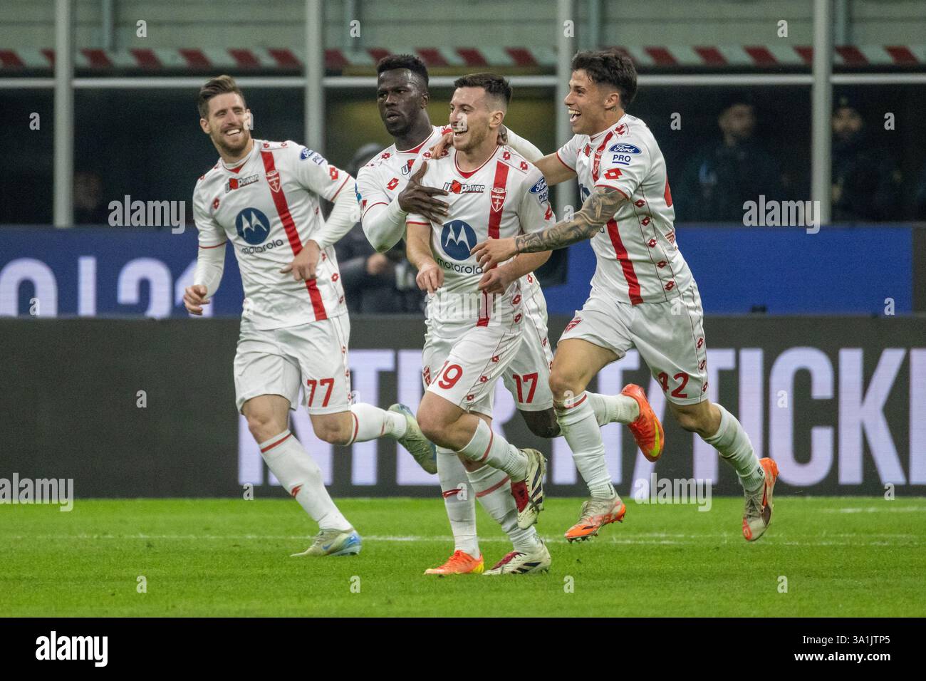 Milan, Italie. 8 mars 2025. Samuele Birindelli Monza célèbre après le but 0-1 lors de la série A match FC Internazionale vs Monza série A - Milan 8 mars 2025 crédit : Kines Milano/Alamy Live News Banque D'Images