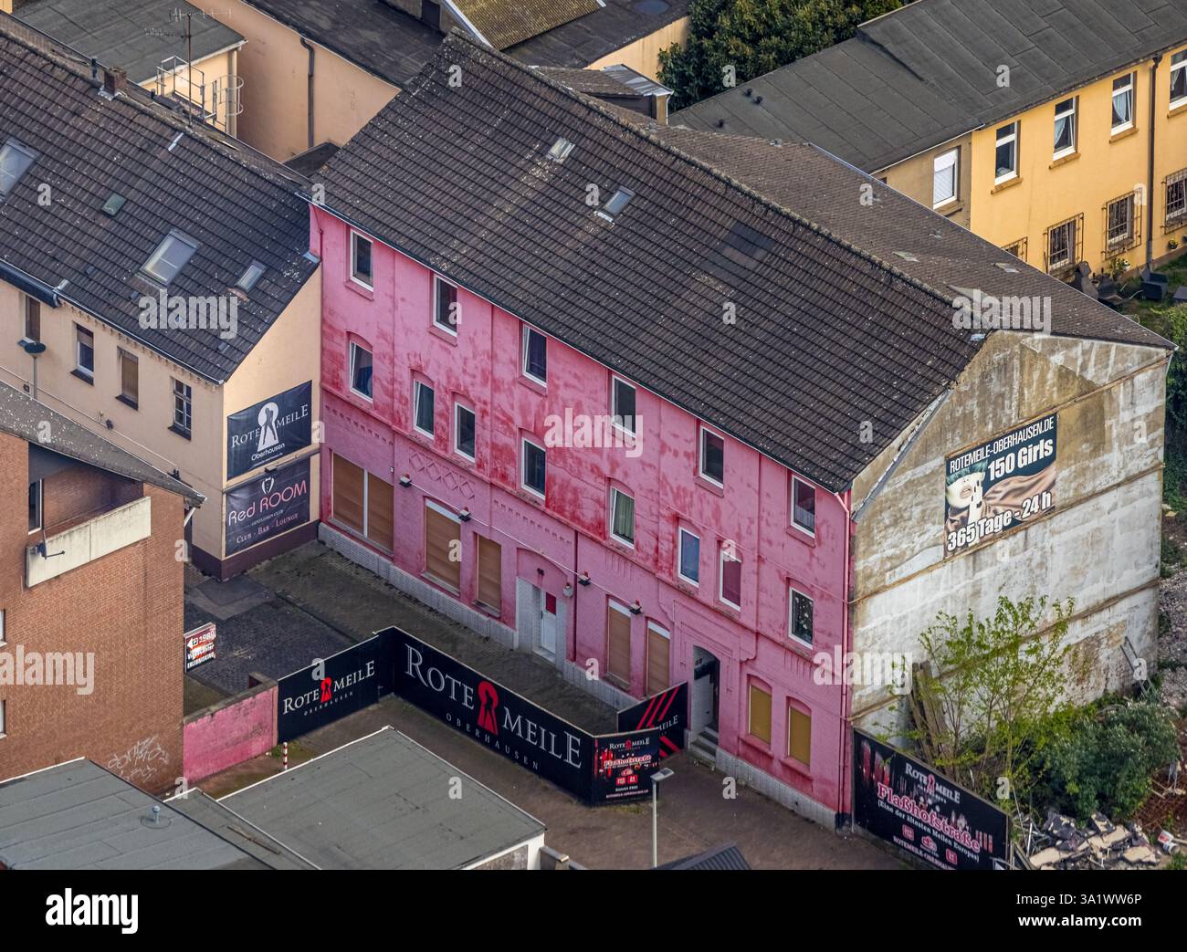Vue aérienne, quartier rouge Rote Meile Flaßhofstraße centre-ville, Oberhausen, région de la Ruhr, Rhénanie du Nord-Westphalie, Allemagne Banque D'Images Vue aérienne, quartier rouge Rote Meile Flaßhofstraße centre-ville, Oberhausen, région de la Ruhr, Rhénanie du Nord-Westphalie, Allemagne Banque D'Images
