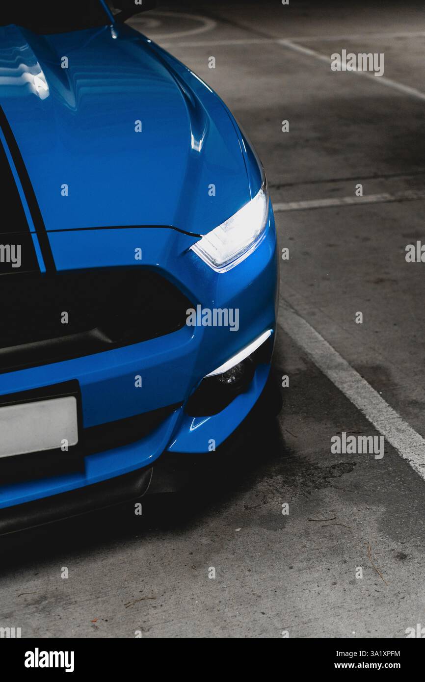 Ford Mustang GT S550 2018 5,0 gros plan avant avec phares / feux de position Banque D'Images