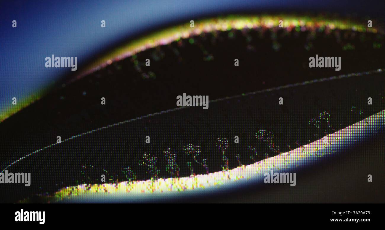 Arrière-plan abstrait. Vague de pépins. Brouiller les artefacts de bruit de couleur jaune avec lumière néon holographique se propageant sur l'écran noir foncé en rétro branchés Banque D'Images