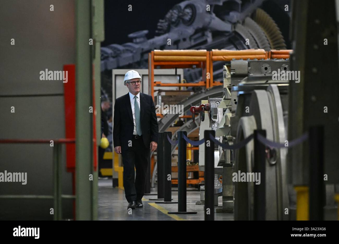 Le premier ministre Keir Starmer lors d'une visite à l'usine Siemens Energy, qui fait partie du conglomérat industriel allemand Siemens, à Berlin, lors de sa visite en Allemagne et en France. Date de la photo : mercredi 28 août 2024. Banque D'Images