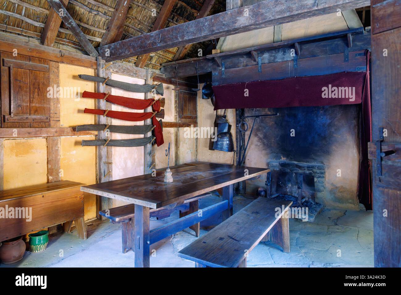 Quartiers à James Fort dans le Jamestown Settlement musée en plein air dans le Triangle historique à Williamsburg, Virginie, États-Unis Banque D'Images