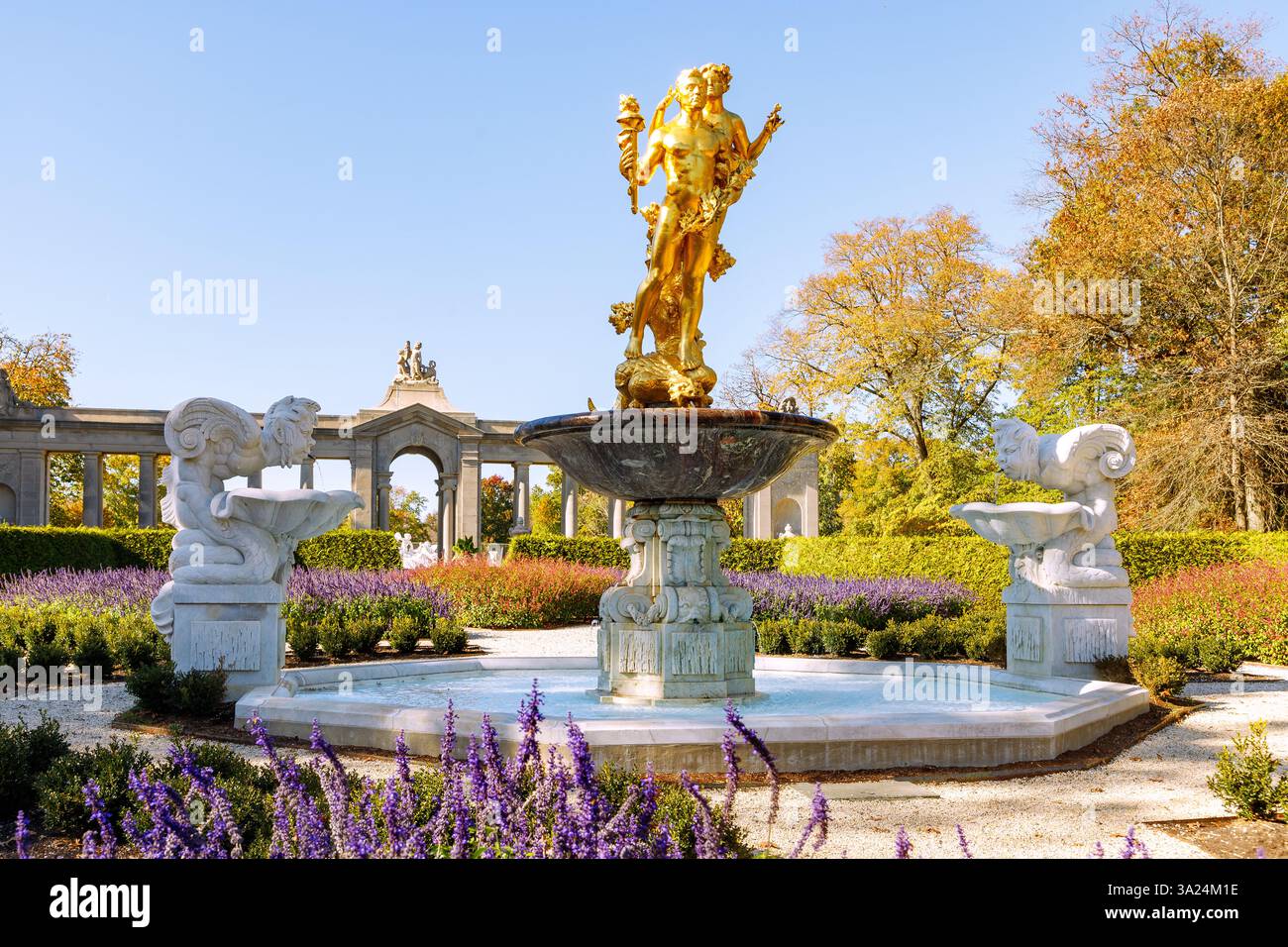 Domaine de Nemours avec jardins et vue sur Colonnade près de Wilmington, comté de New Castle Delaware, États-Unis Banque D'Images