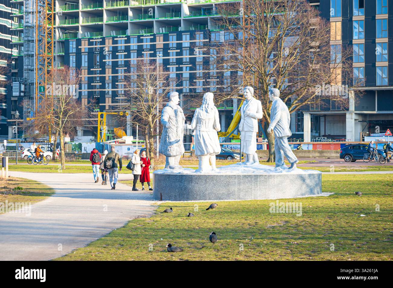 Monument de la Reine Juliana sur un site temporaire entre le parc municipal de Koekamp et la gare centrale de la Haye, pays-Bas Banque D'Images