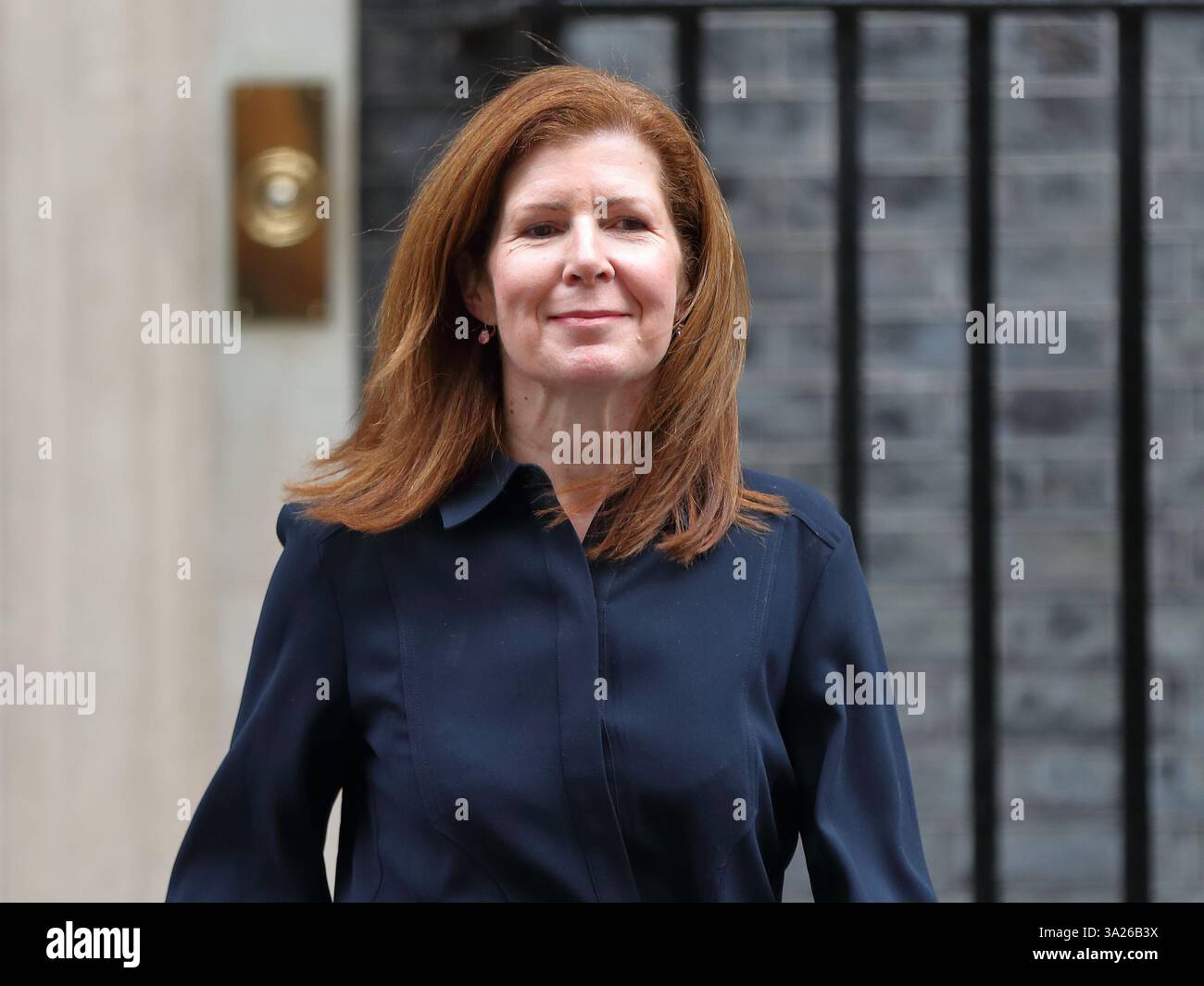 Londres, Royaume-Uni, 11 mars 2025. Jenny Chapman, baronne Chapman de Darlington - la ministre d'État (développement international, Amérique latine et Caraïbes) quitte le bureau après la réunion du Cabinet au 10 Downing Street. Banque D'Images