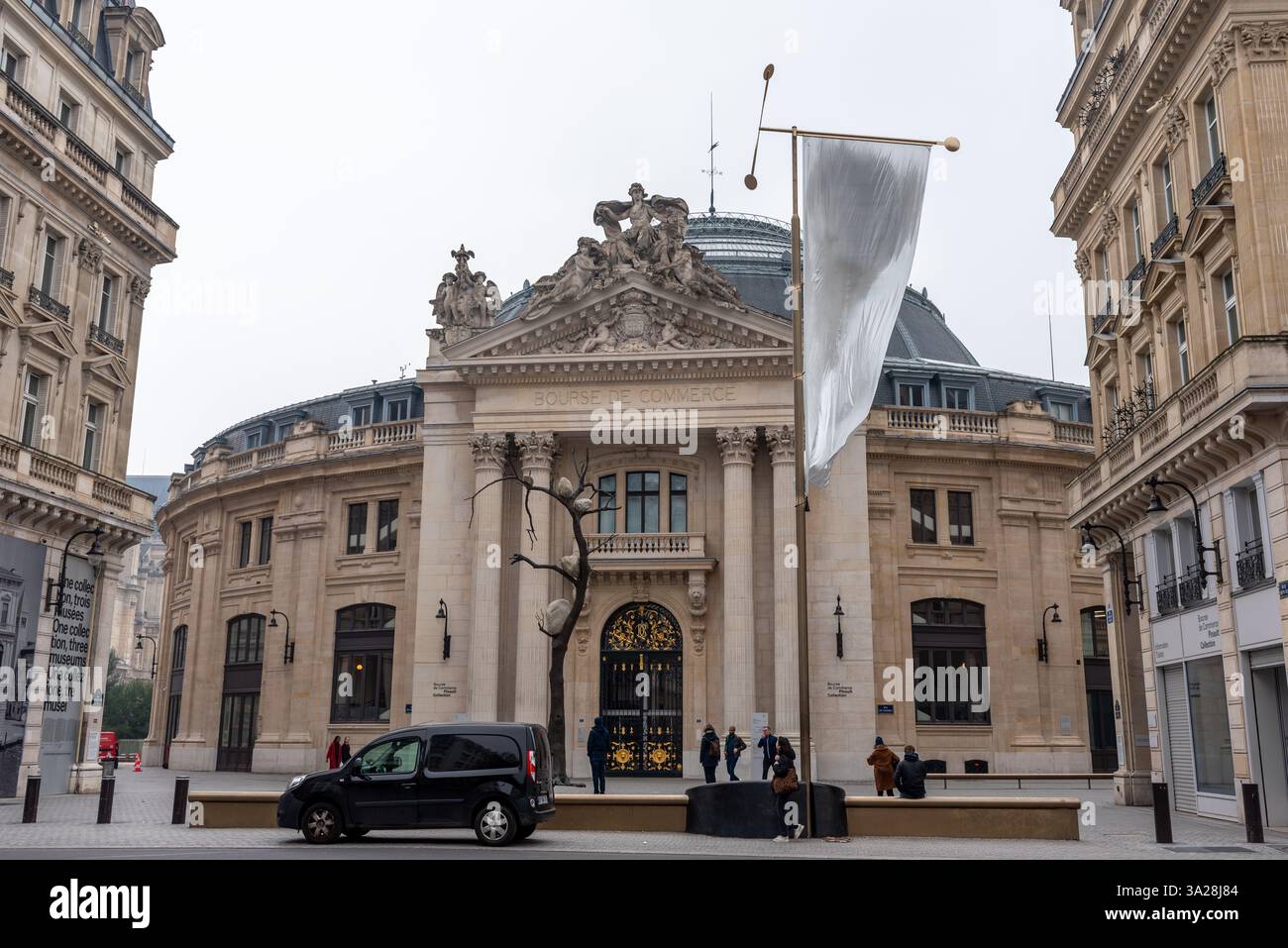 Bourse de commerce. La Bourse des matières premières. Autrefois utilisé pour le commerce des céréales et des matières premières, mais maintenant un site d'exposition parisien Banque D'Images