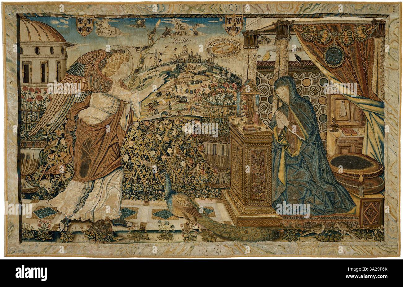 Cette œuvre, attribuée au cercle d'Andrea Mantegna, représente la scène biblique de l'Annonciation, en se concentrant sur le moment où l'ange Gabriel apparaît à la Vierge Marie. La composition met l'accent sur des lignes claires, des figures et un sens de l'espace, caractéristique de l'influence de Mantegna. Banque D'Images