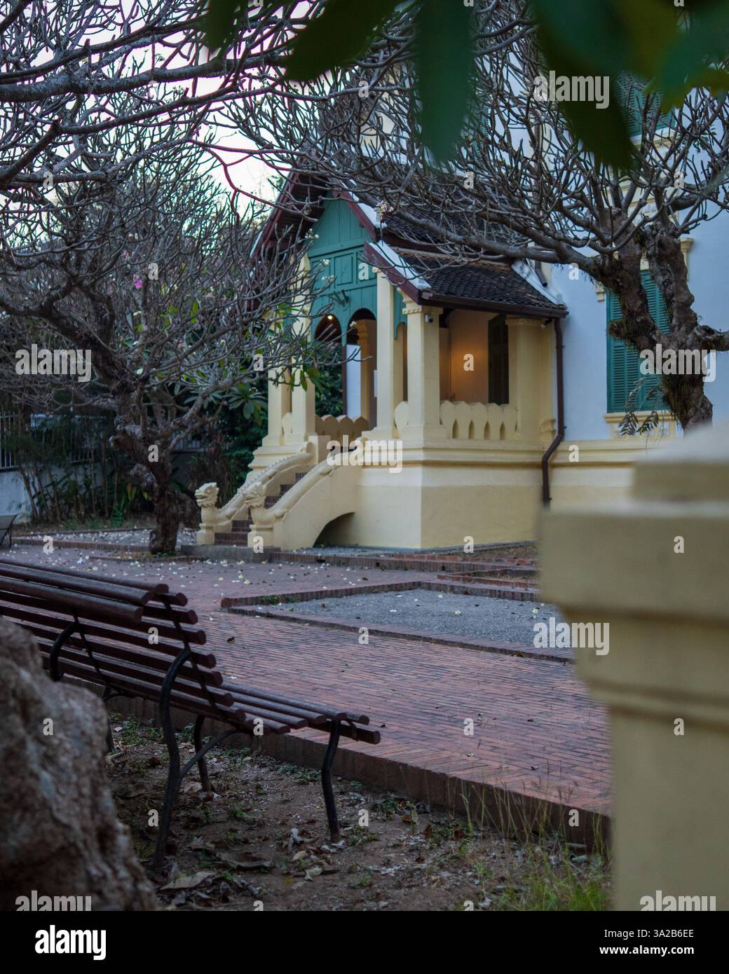 Villa Luang Prabang, architecture coloniale française Banque D'Images