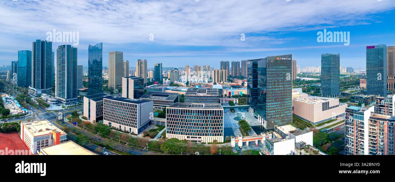 Vue aérienne de la zone de haute technologie financière du lac Qiandeng, ville de Foshan, province du Guangdong, Chine Banque D'Images