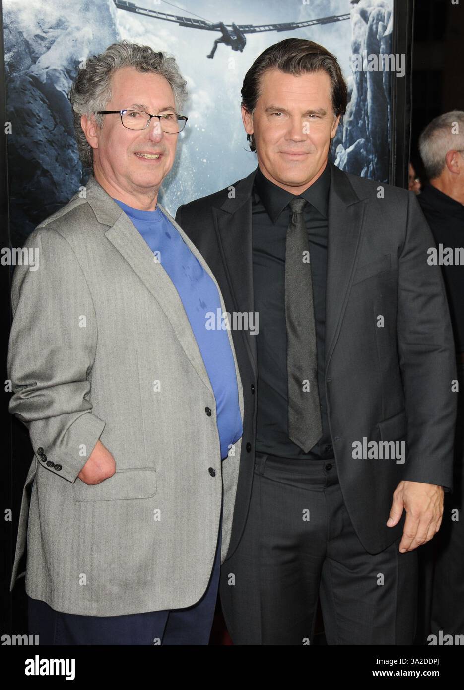 Beck Weathers et Josh Brolin arrivent à la première de 'Everest' au TCL Chinese 6 Theatre le 9 septembre 2015 à Hollywood, Californie. Banque D'Images