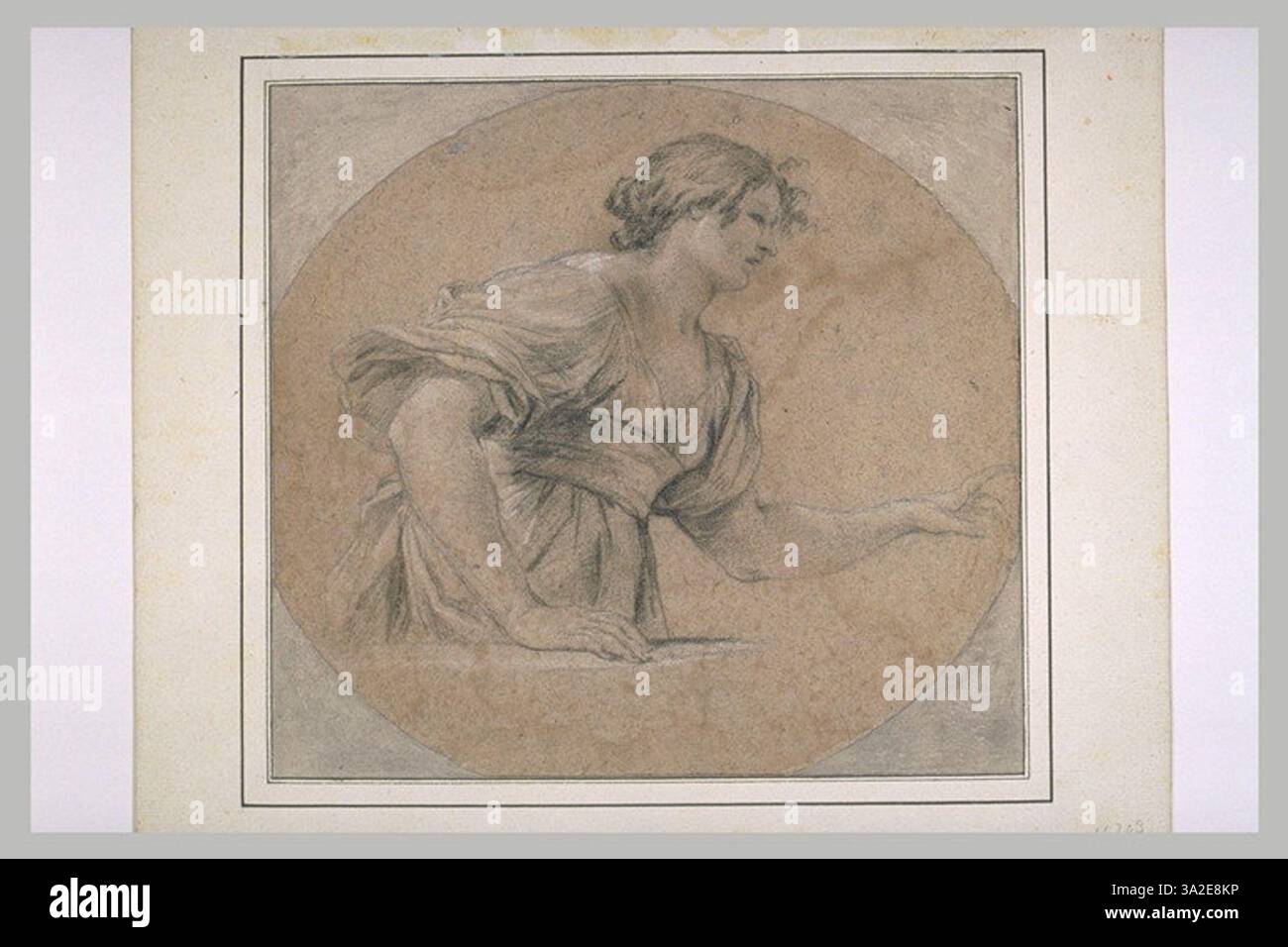 Ce dessin de Simon Vouet montre une femme à mi-corps, tournée vers la droite, appuyée sur un rebord. La pose détendue et la posture élégante de la figure soulignent la capacité de Vouet à capturer des formes humaines gracieuses. Banque D'Images