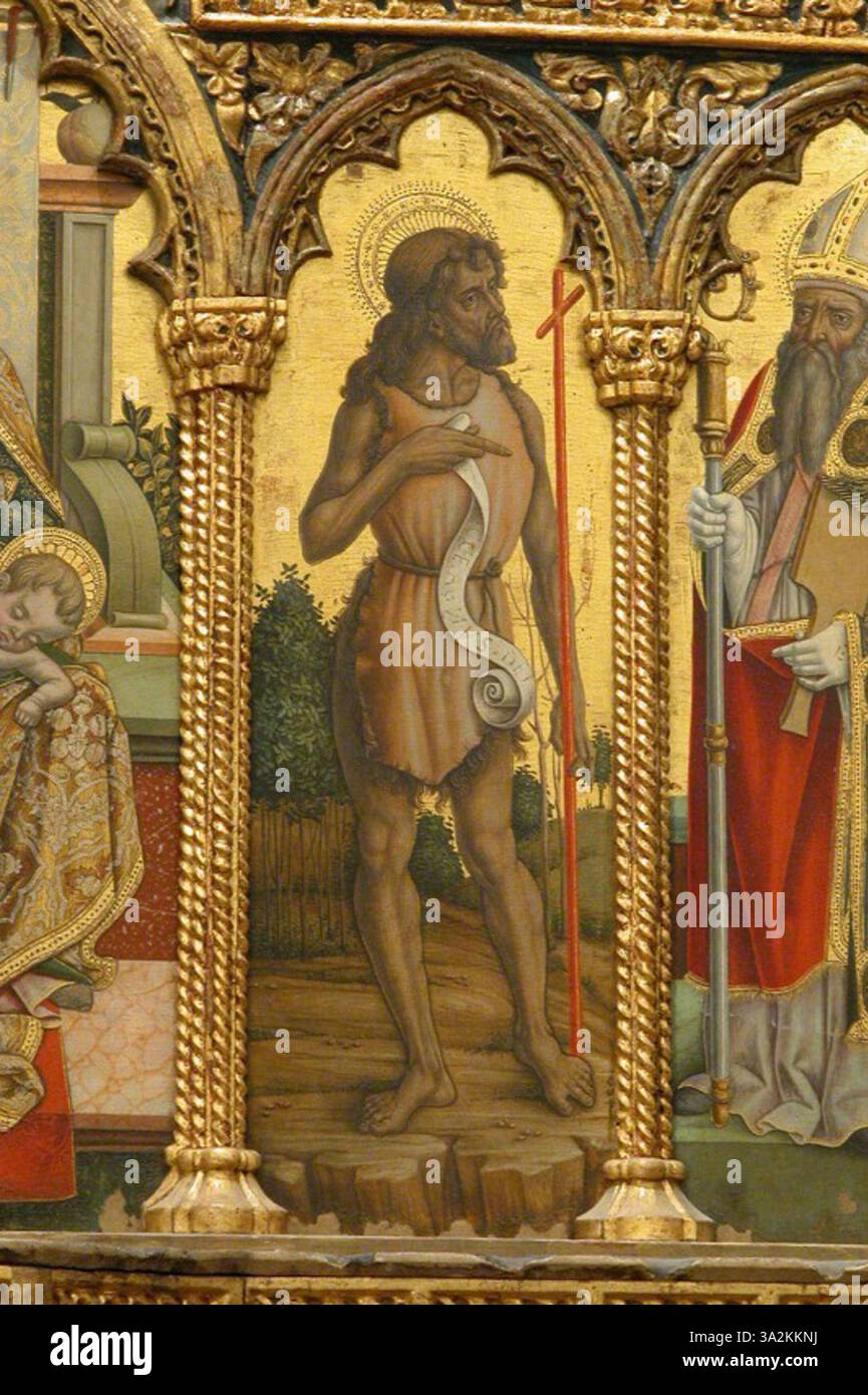 Dans cette œuvre, Carlo et Vittore Crivelli dépeignent Saint Jean Baptiste, soulignant sa signification spirituelle par des couleurs vives et une exécution détaillée. Banque D'Images Dans cette œuvre, Carlo et Vittore Crivelli dépeignent Saint Jean Baptiste, soulignant sa signification spirituelle par des couleurs vives et une exécution détaillée. Banque D'Images