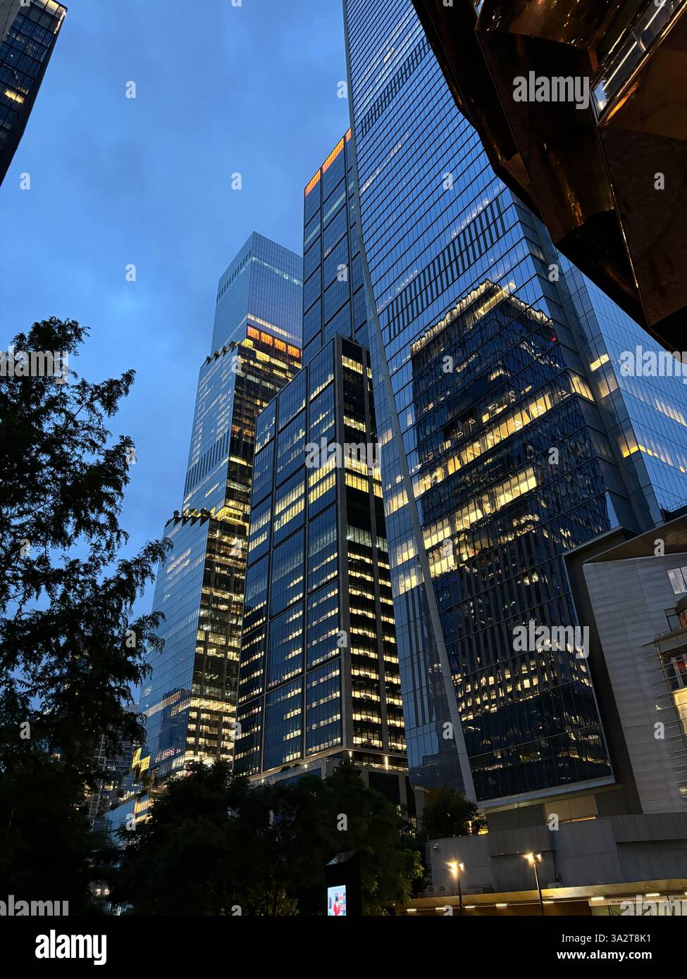 Immeubles de bureaux de grande hauteur - Hudson Yards - Image de stock capturée avec un smartphone