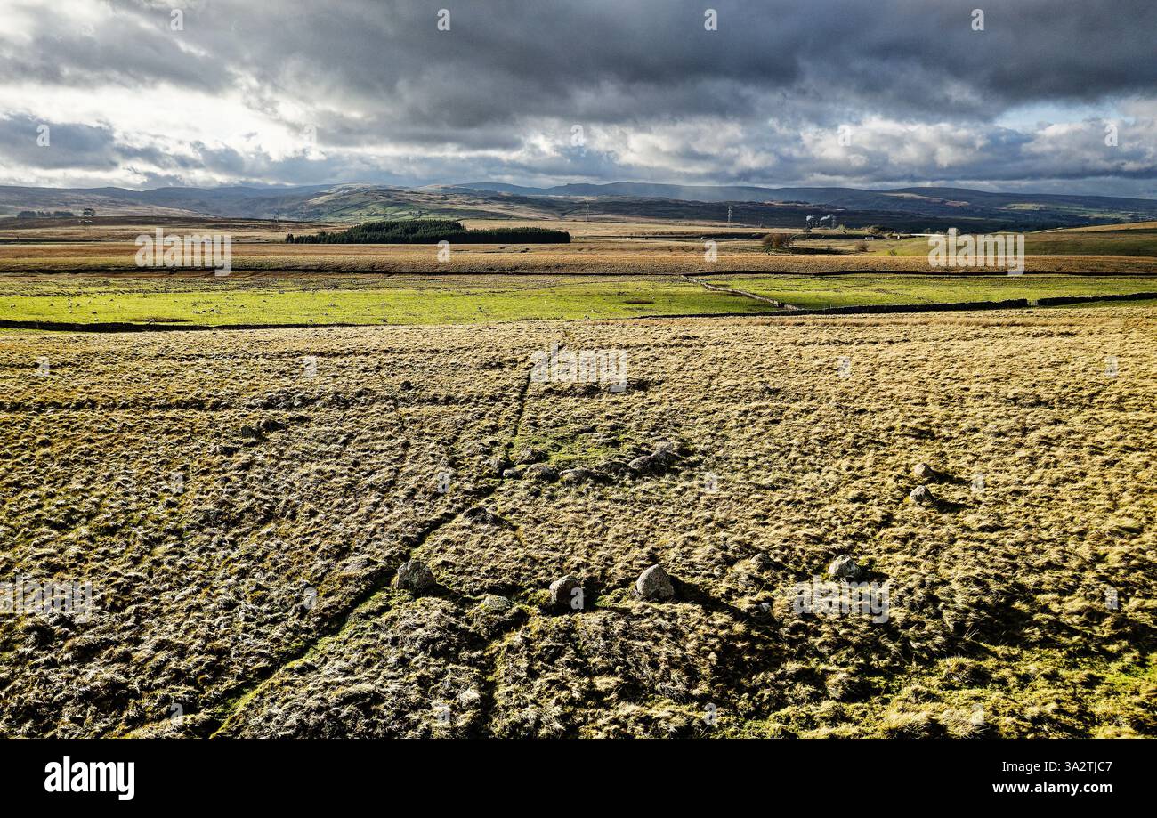 Oddendale Stone Circle près de Shap, Cumbria. Préhistorique. À l'origine 2 cercles concentriques de bois néolithiques remplacés par des cercles de cairn en anneau et de pierre Banque D'Images