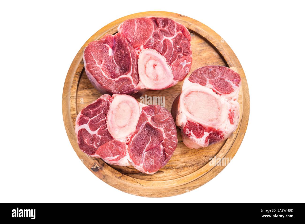Ossobuco de veau cru magnifiquement marbré, viande de jarret coupée en croix parfaite pour les recettes italiennes traditionnelles et les dîners familiaux savoureux. isolé sur dos blanc Banque D'Images