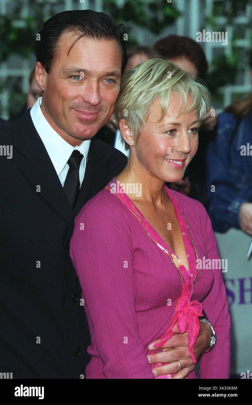 31 mai 2000 - Scarborough, Yorkshire du Nord, Angleterre - MARTIN KEMP et SON ÉPOUSE SHIRLIE. ACTEUR et ÉPOUSE...31/05/2000.BA35G0AC(crédit image : © Globe photos/ZUMAPRESS.com) Banque D'Images